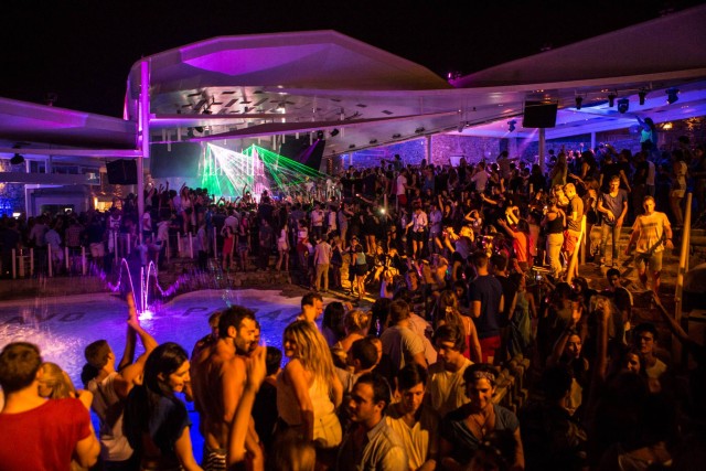 Mykonos nightlife Top venues for non stop party!