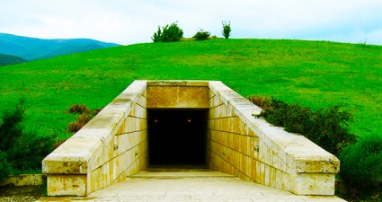 Day trips from Thessaloniki – Vergina Archaeological Site